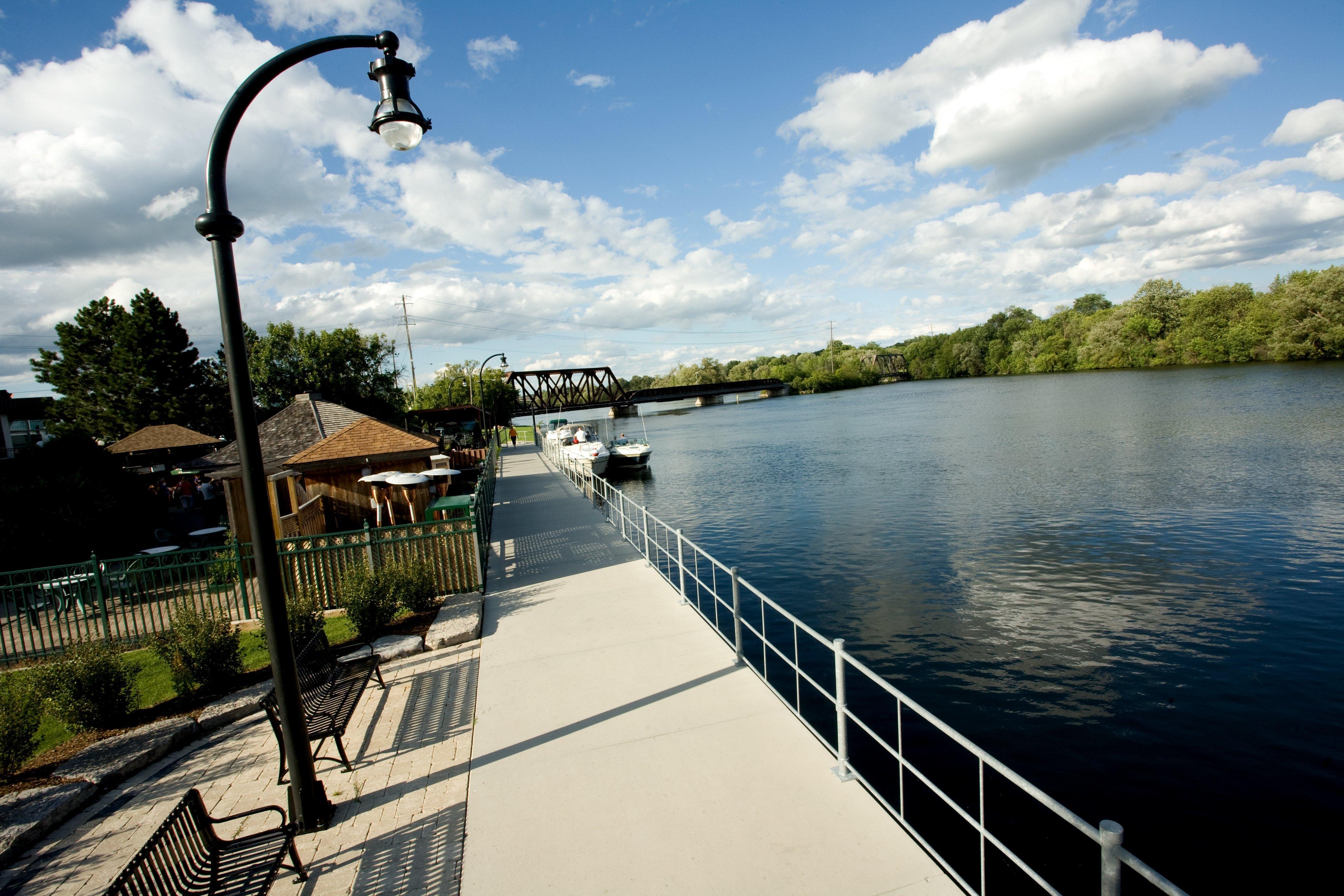Waterfront By Ihg Hotel 3*