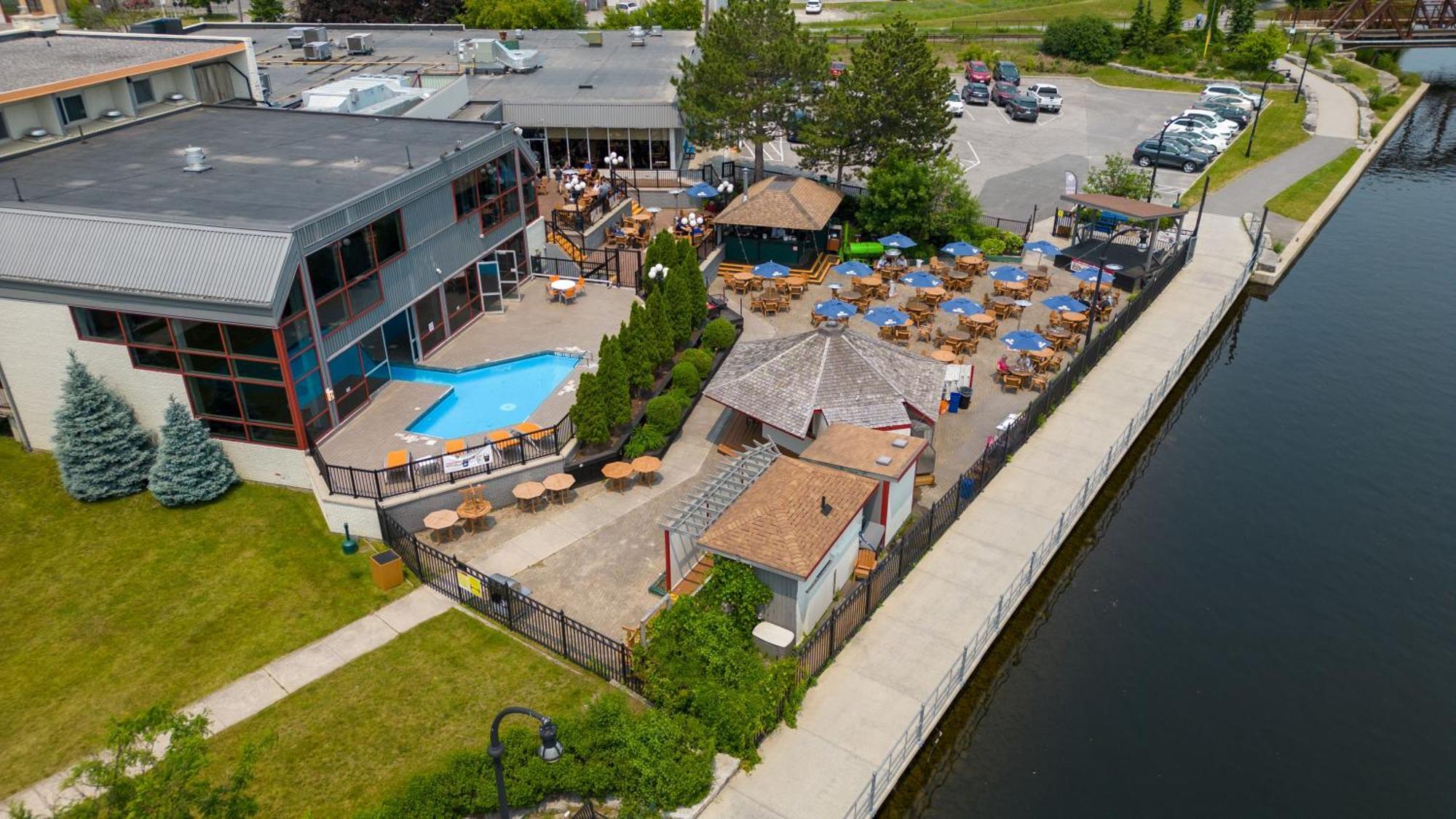 Waterfront By Ihg Peterborough