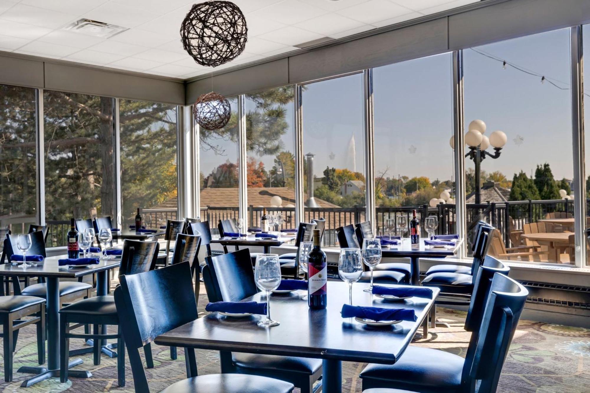 Hotel Waterfront By Ihg Peterborough