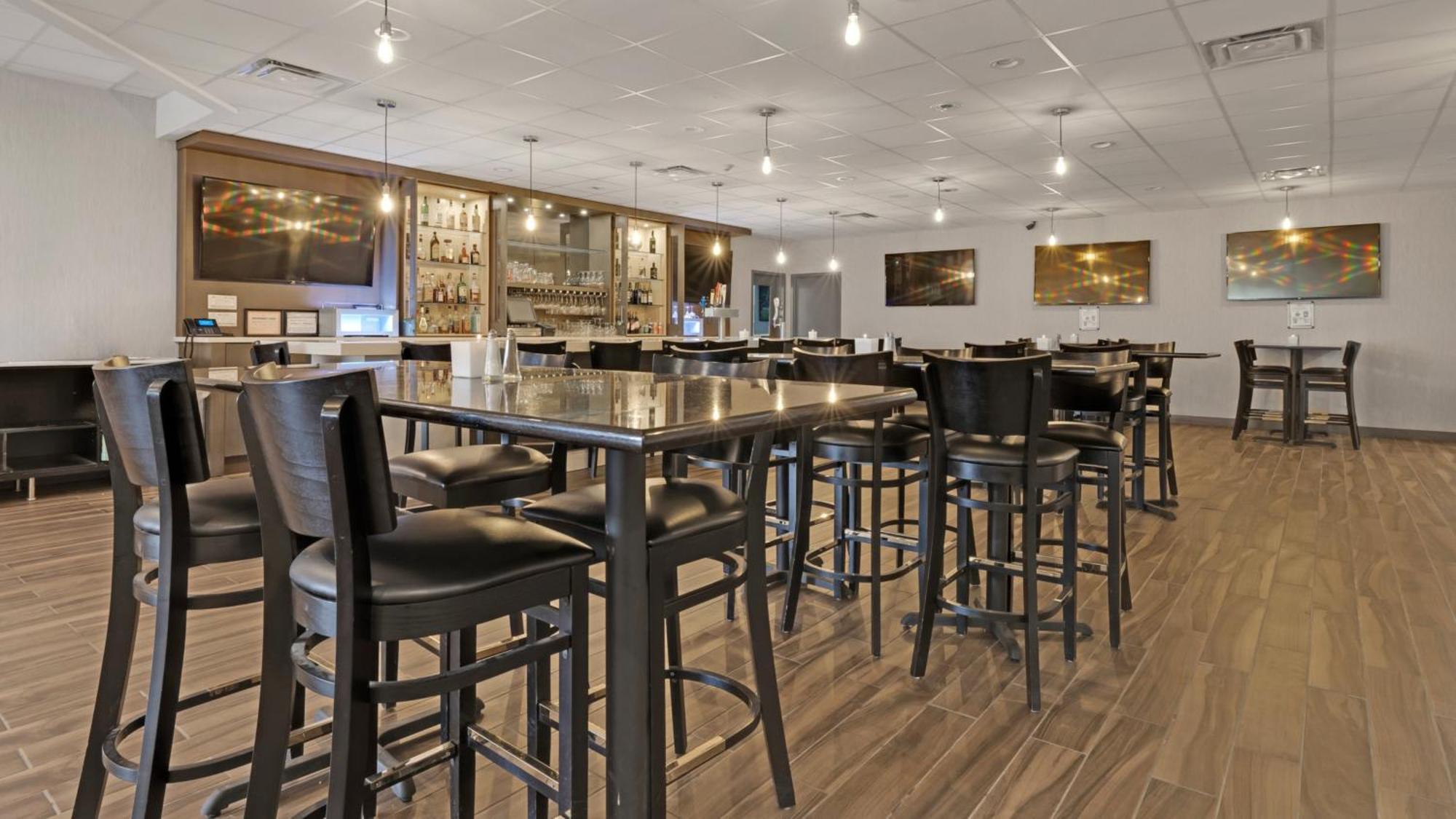 Hotel Waterfront By Ihg