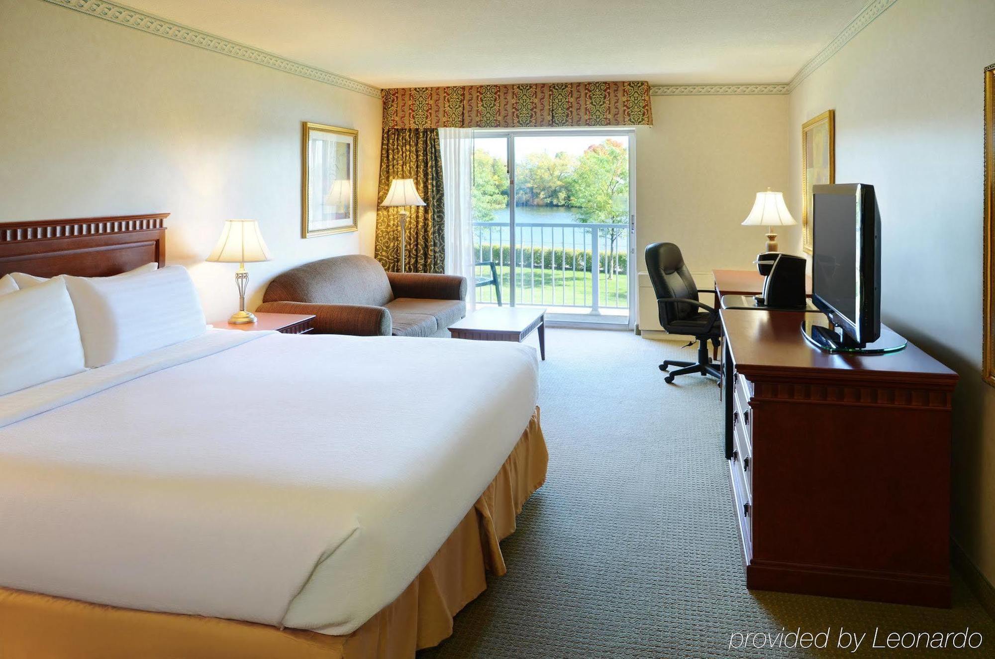Hotel Waterfront By Ihg Peterborough